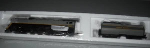 Bachmann HO Scale Union Pacific Locomotive/ Tender Union Pacific W/smoke & light - Picture 1 of 3