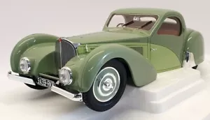 Resina Matrix scala 1/18 MXL0205-031 - 1973 Bugatti T57SC verde Atlante - Foto 1 di 9