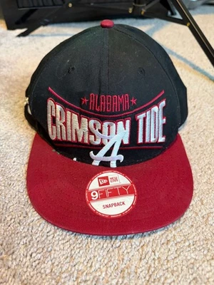 Gorra New Era Alabama Crimson Tide 9FIFTY Snapback roja negra usada Foto 1 de 4