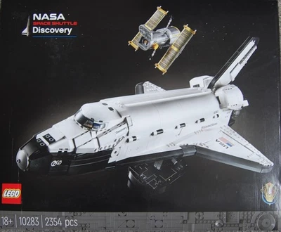 Lego Icons NASA Space Shuttle Discovery 10283. - Image 1 of 4