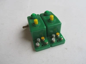 Trix Express 66595 - Escala H0 - 2 x Interruptor de doble función en verde sin embalaje original EXCELENTE - Imagen 1 de 2