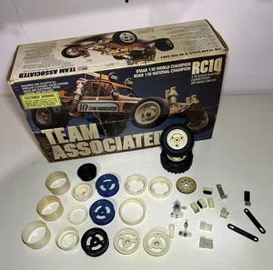 Rc VINTAGE Car TEAM ASSOCIATED RC10 GOLD PAN A STAMP BUGGY Parts Lot Rare - Picture 1 of 19