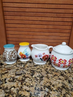 Crema Pioneer Woman 4 piezas sal pimienta azúcar Foto 1 de 4