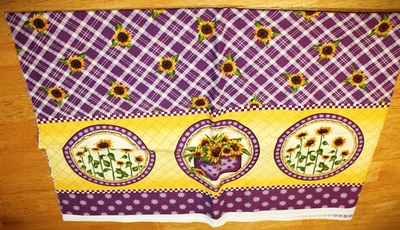 Cranston VIP ~ SUNFLOWER BORDER FABRIC by Angela Anderson 1Yd by 60" W - 1990s - Image 1 of 3