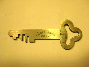 Antique rare L.L.Bates and Co. flat steel skelton key - Picture 1 of 2