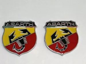 KIT 2PZ FREGIO STEMMA LOGO SCUDETTO ABARTH METALLO - Foto 1 di 1