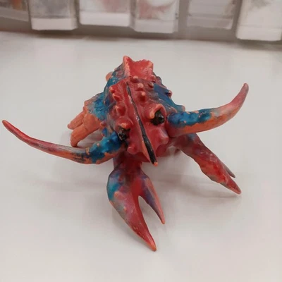 Figura Personaje Marsan Ebira Primera Temporada Rojo x Azul Serie Godzilla Usado Japón Foto 1 de 4