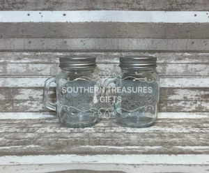 Set of 2 New Dolly Parton Mason Jar Butterfly Salt & Pepper Shakers - Picture 1 of 9