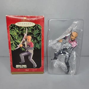 Ornamento Hallmark Keepsake 1999 - Star Trek Deep Space Nine - Lt. Comandante Worf - Foto 1 di 2