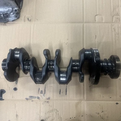 BMW N47D20 CRANKSHAFT MINI N47 2.0 DIESEL ENGINE 7797977 7797975 116D 118D 120D - Image 1 of 4
