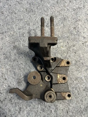 Mitsubishi Evo 4 5 6 7 8 9 Engine Mount Timing Bracket 1091A133 - Image 1 of 4