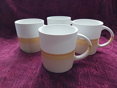 Tazas amarillas Belleek Living SAFFRON - Juego/4 - Gratis EE. UU. Envío  Foto 1 de 4