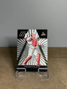 NM-MT Yadier Molina 2005 Donruss Zenith Museum Rookie RC #30 St. Louis Cardinals - Bild 1 von 2