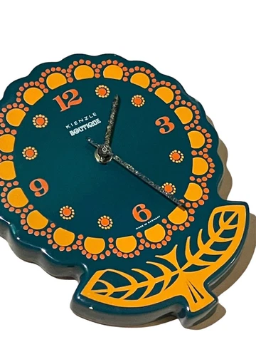 VINTAGE KIENZLE GREEN MID CENTURY 70S POP ART CERAMIC SPACE AGE WALL CLOCK Cover