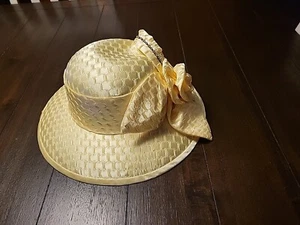Womens Light Yellow Church Hat Wedding Kentucky Derby - Picture 1 of 7