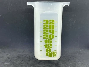 Vtg Graloc Holland MCM 32 oz. Plastic Double Spout Measure Cup - Picture 1 of 8