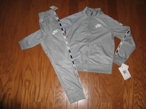 Nike 2-Pc Track Suit Jacket & Pants Set Boys Size 4T/5/6/7 NWT - Picture 1 of 3