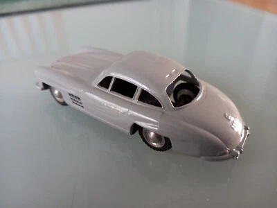 Mercedes Benz 300SL Marklin 8019 vintage bien restaurado 1/43 (como Corgi) Foto 1 de 4