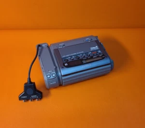 Videoregistratore Sony EVO-220 Video8 + adattatore rec allarme PGV-220 *NO BATT - Foto 1 di 11