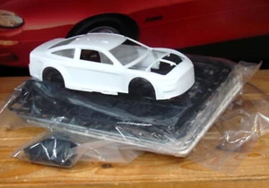 DONOR 2024-2025 NASCAR FORD MUSTANG DARK HORSE RACE CAR KIT - SALVINO'S - 1/24 - Picture 1 of 1