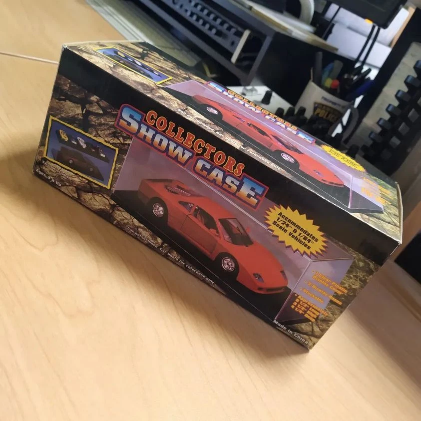 Acrylic Display Case 1/24 cars - Teca Vetrina per Modellini Auto in scala 1:24 - Immagine 1 di 1