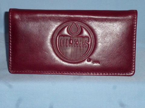 EDMONTON OILERS   Leather Checkbook  NEW  burgundy color Cover