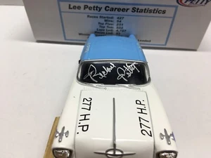 RICHARD PETTY AUTOGRAPHED DIECAST 1957 #42 PETTY ENGINEERING 1/24 OLDS WHITE BOX - Picture 1 of 10