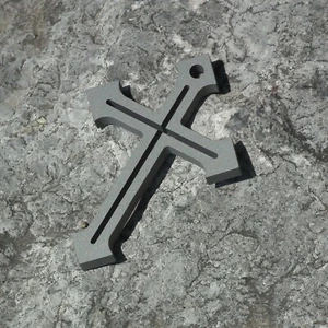 Barra de palanca de titanio EDC Crucifijo Cruz Católica Religiosa Collar Colgante Adorno - Imagen 1 de 3