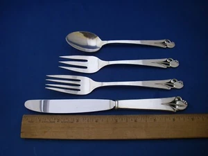 Frank W. Smith WOODLILY (1945) 4 Piece PLACE SETTINGS-No Mono-NR - Picture 1 of 7