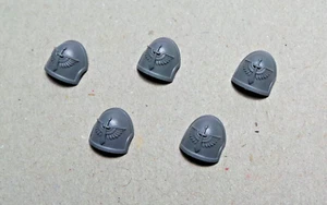 Dark Angels Phobos Armour Shoulder Pads x 5 - 40K Upgrade Bits / Parts / Spares - Picture 1 of 1