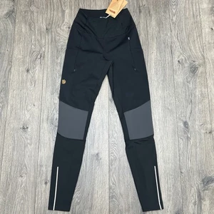 Medias de trekking Fjallraven Abisko Varm talla XS para mujer negras gris hierro $175 - Imagen 1 de 11