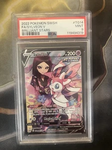 Sylveon V TG14/TG30 Swsh09: Brilliant Stars Trainer Gallery Holo PSA 9 - Foto 1 di 2