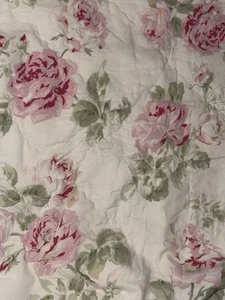 Simply Shabby Chic Rachel Quilt Twin Pink w/ Tiny Pink Roses Scallop Trim - Picture 1 of 7