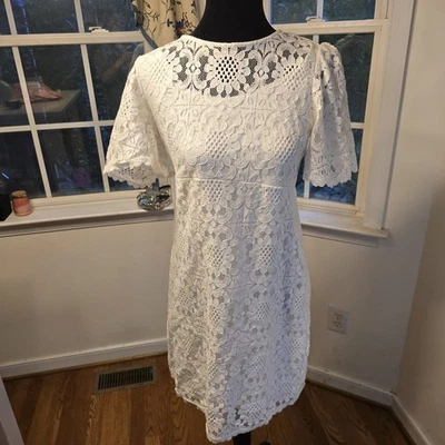 Vestido de encaje blanco DB para mujer talla 6 manga corta Foto 1 de 4