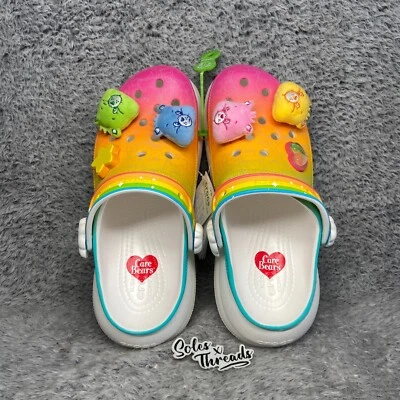 Zuecos Crocs Classic Crush x Care Bears talla 9 para mujer blancos multicolores 210103-100 Foto 1 de 4
