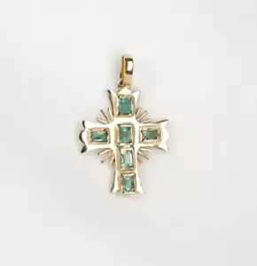 Ciondolo Croce Smeraldo Colombiano 0,70 Cts Oro Giallo 18K Stile Antico Muzo Miniera - Foto 1 di 15