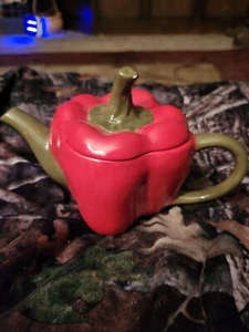 Teiera Pepe Rosso Con Coperchio Teleflora Regali - Foto 1 di 10