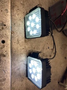 12 Volt DC Quadratische LED Leuchten unbenutzt (nur zum Testen siehe Bild) Altware  - Bild 1 von 8