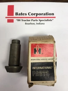 NOS CASE IH Planter Draw Bar Hopper Drive Gear Stud 625104R1 - Picture 1 of 6