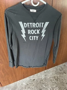 TAILGATE CLOTHING CO. BOYS GRAY/WHITE DETROIT ROCK CITY SIZE:LARGE AGE 12 - Picture 1 of 5