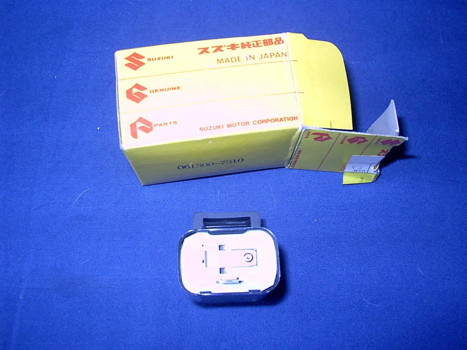 RELÉ INDICADOR SUZUKI A100 PE175 TS125 GP125 DR125 GENERACIÓN NUEVO DE LOTE ANTIGUO 38610-09400 Foto 1 de 1