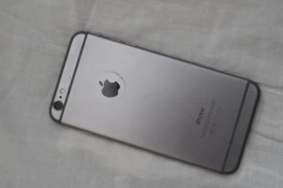 Apple iPhone 6plus (A1522) para piezas plateado (no se hace cargo) GB desconocido Foto 1 de 3