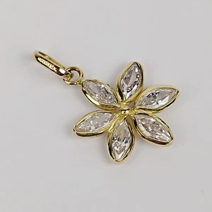 Daisy Flower Pendant Charm CZ Set 9ct Solid Yellow Gold Italian New - Picture 1 of 5