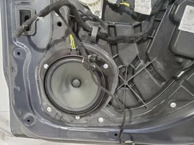 2013 2014 2015 Mercedes GL450 OEM Grey 755 Complete Right Rear Door 2 Dings - Imagem 1 de 4