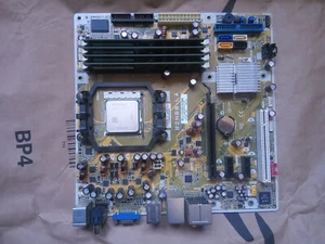 Asus M2N68-LA + AMD Phenom X4 9550 + Asus HD 5750 + Arctic Freezer 13 + RAM +PSU - Afbeelding 1 van 7