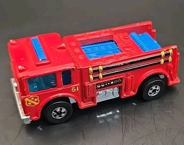 Vintage 1976 Hot Wheels: Fire-Eater 51 Motor Truck Diecast Vermelho - Imagem 1 de 4