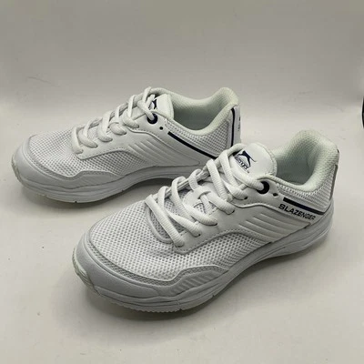 Slazenger Cricket Shoes, Removeable Spikes And Cleats - Size 2/34 - Image 1 of 4