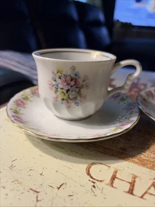 Vintage Bavaria Made in Germany Porzellan weiß Untertasse & Teetasse (2) - Bild 1 von 7