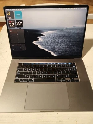 Macbook PRO 2019 16'' I7 32GB [LEGGI BENE DESCRIZIONE] - Immagine 1 di 3