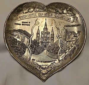 Cenicero/bandeja para baratijas conmemorativa de metal recuerdo de Nueva Orleans - Imagen 1 de 2